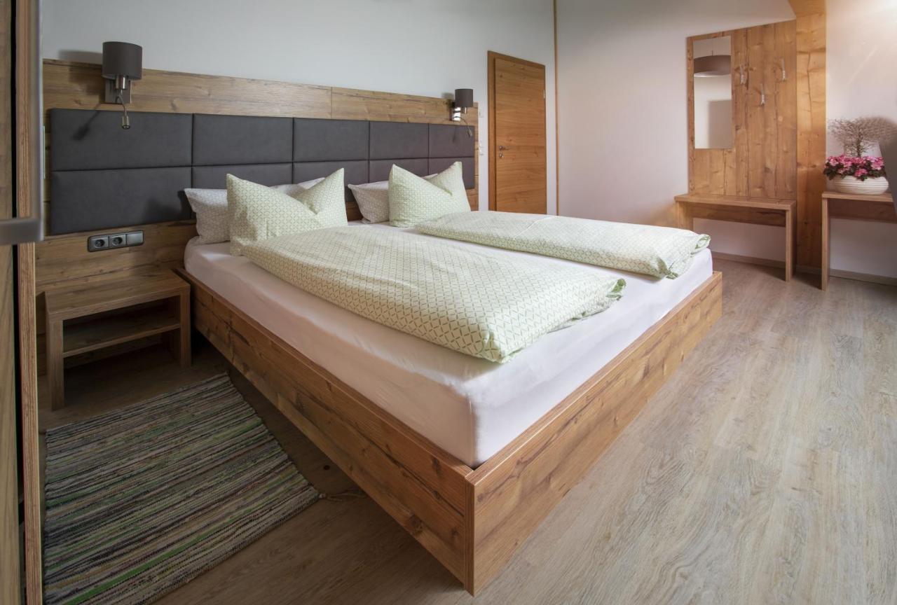 Pension Bernhardhof Otterfing ภายนอก รูปภาพ