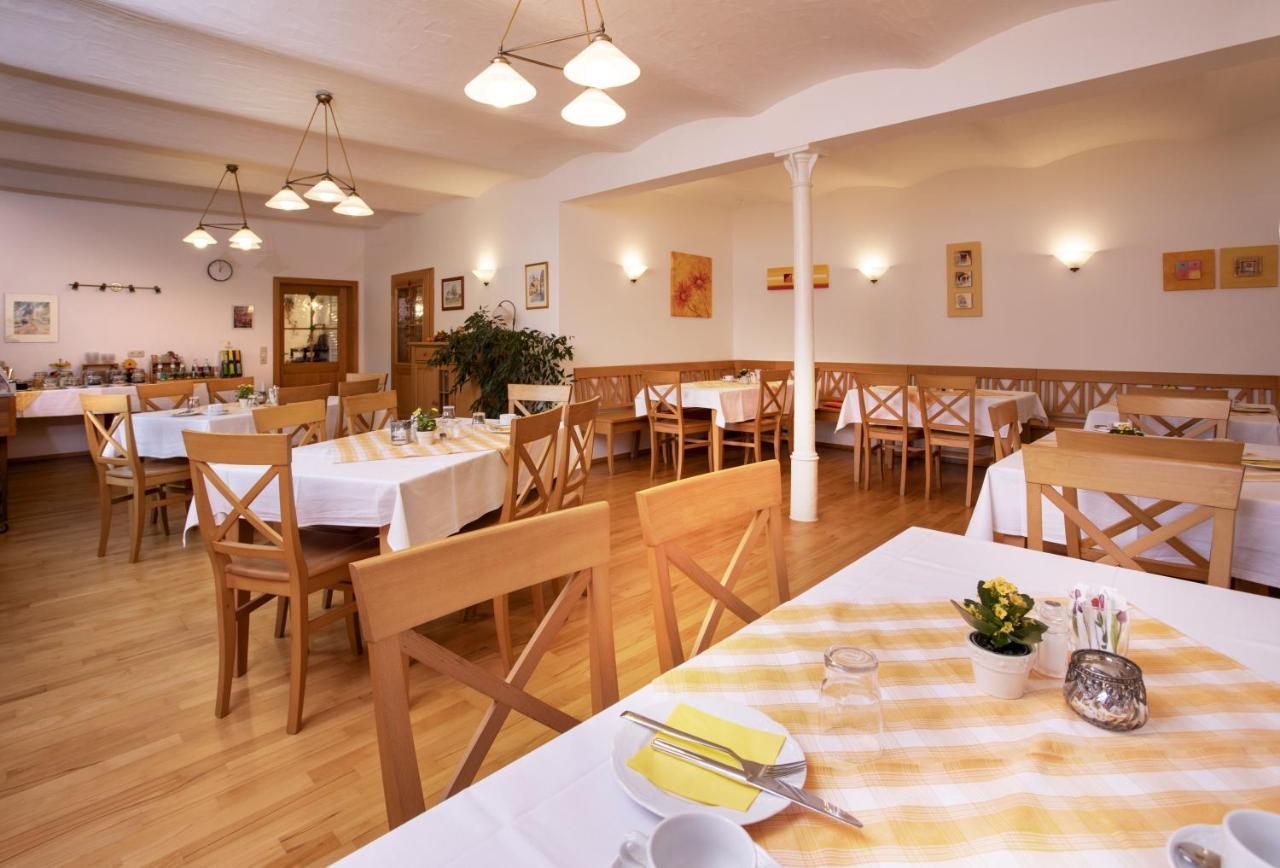 Pension Bernhardhof Otterfing ภายนอก รูปภาพ