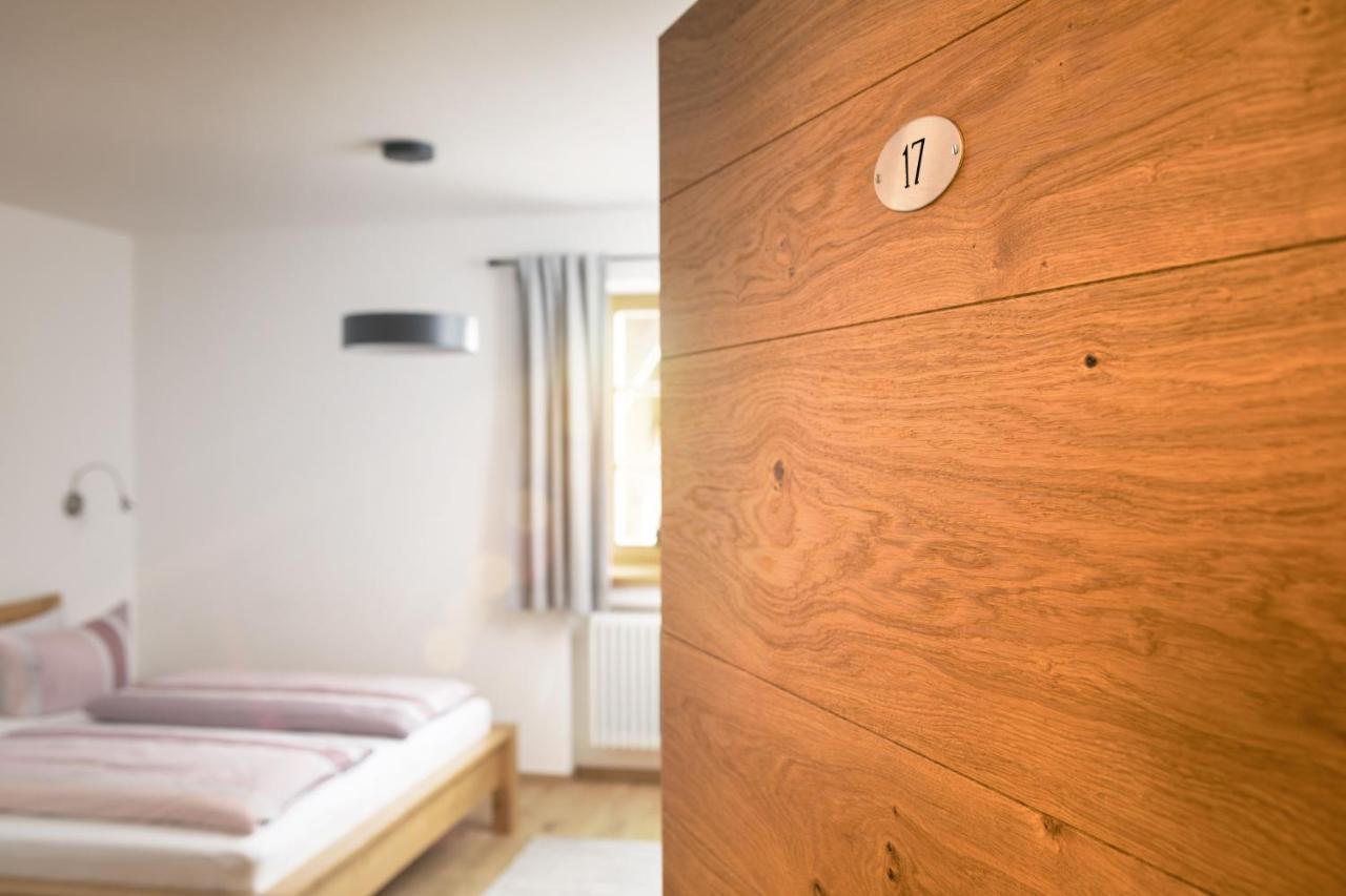 Pension Bernhardhof Otterfing ภายนอก รูปภาพ