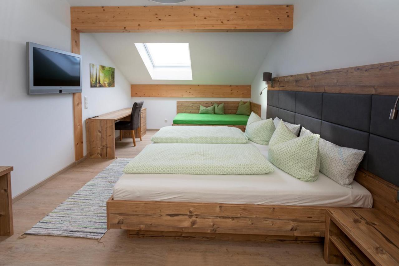 Pension Bernhardhof Otterfing ภายนอก รูปภาพ