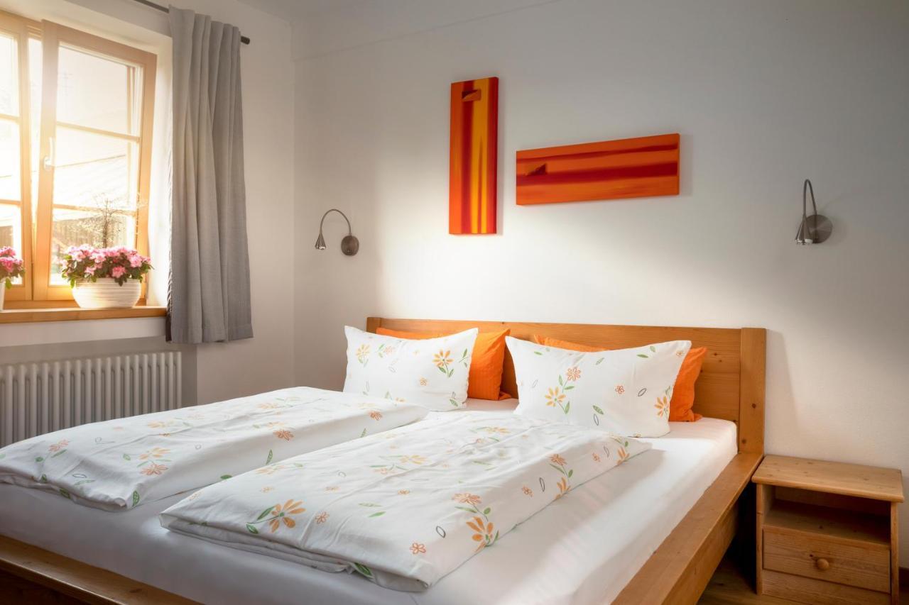 Pension Bernhardhof Otterfing ภายนอก รูปภาพ