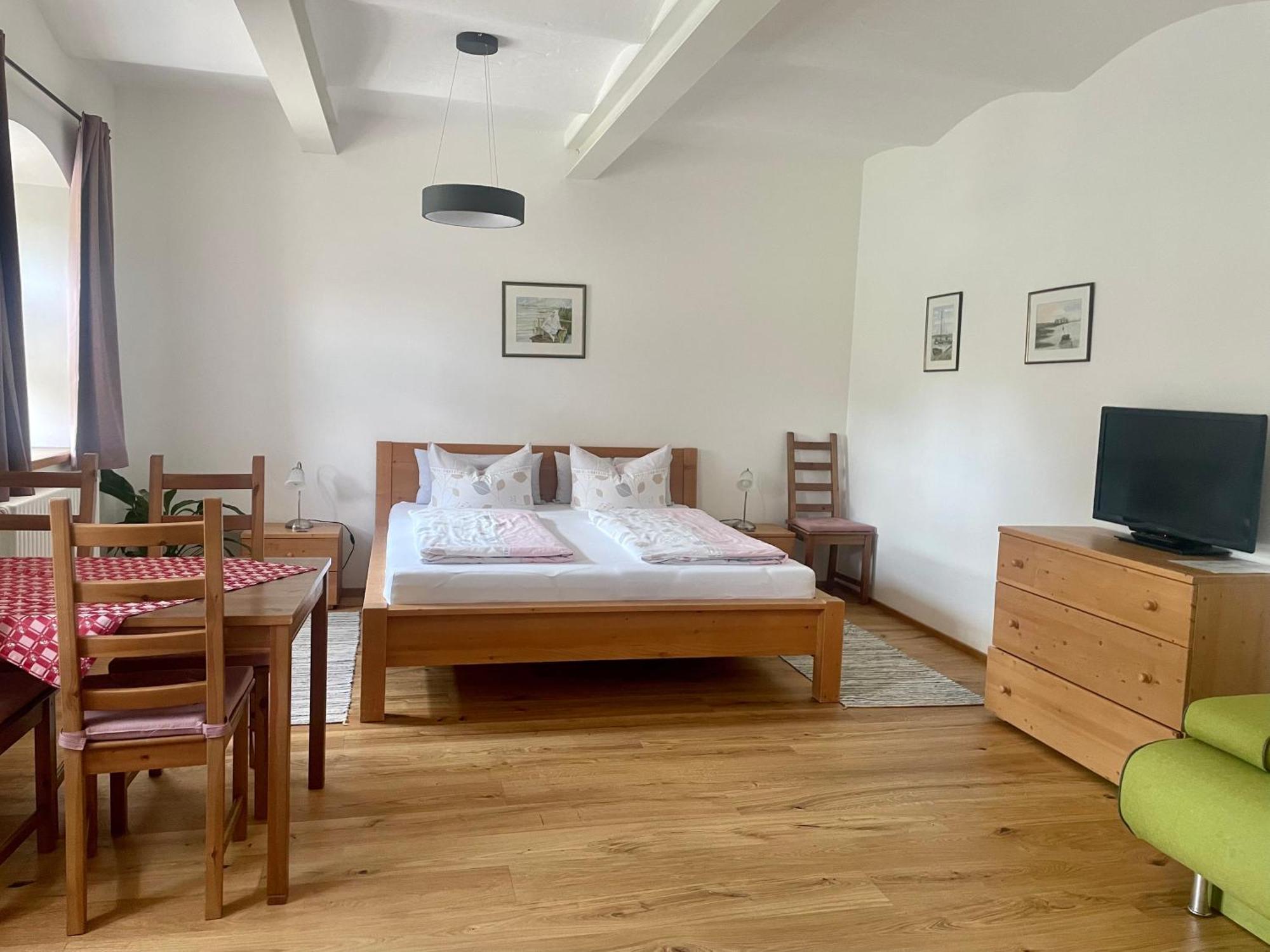 Pension Bernhardhof Otterfing ภายนอก รูปภาพ
