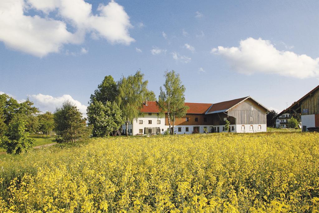Pension Bernhardhof Otterfing ภายนอก รูปภาพ