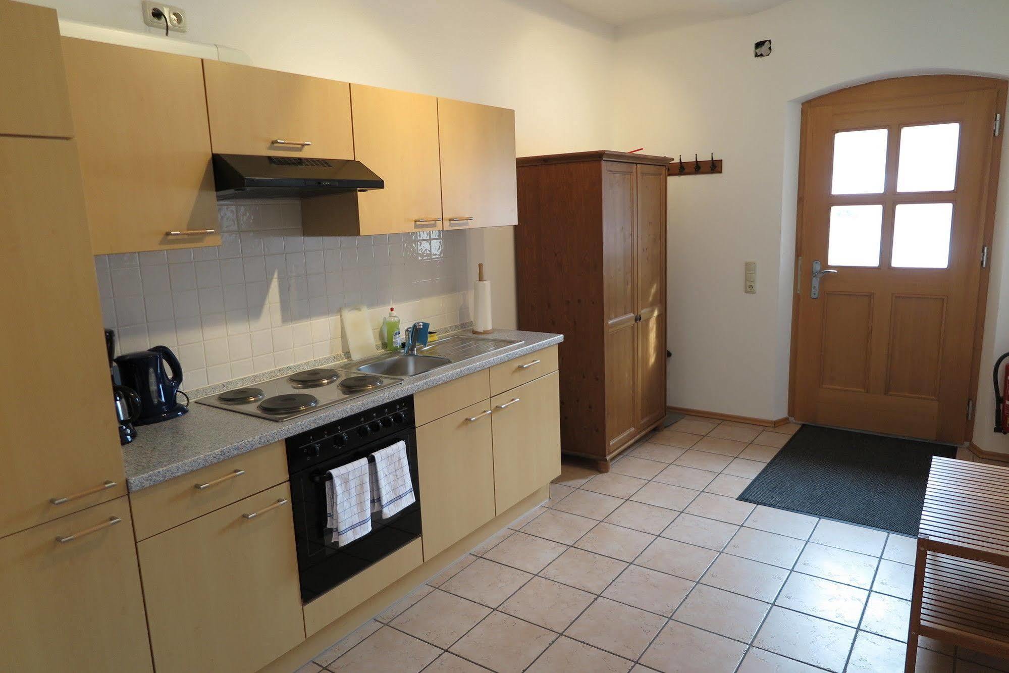 Pension Bernhardhof Otterfing ภายนอก รูปภาพ