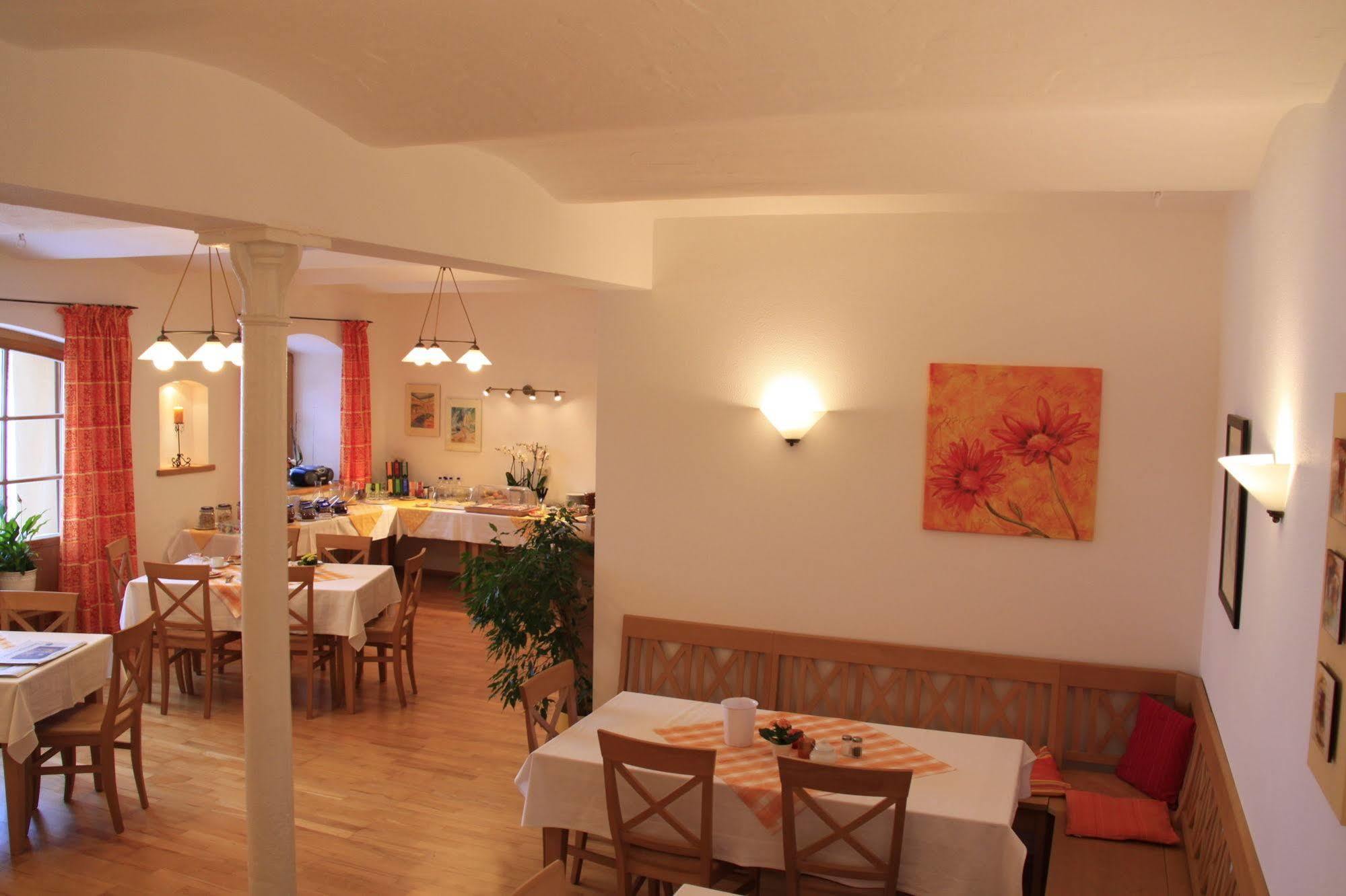 Pension Bernhardhof Otterfing ภายนอก รูปภาพ